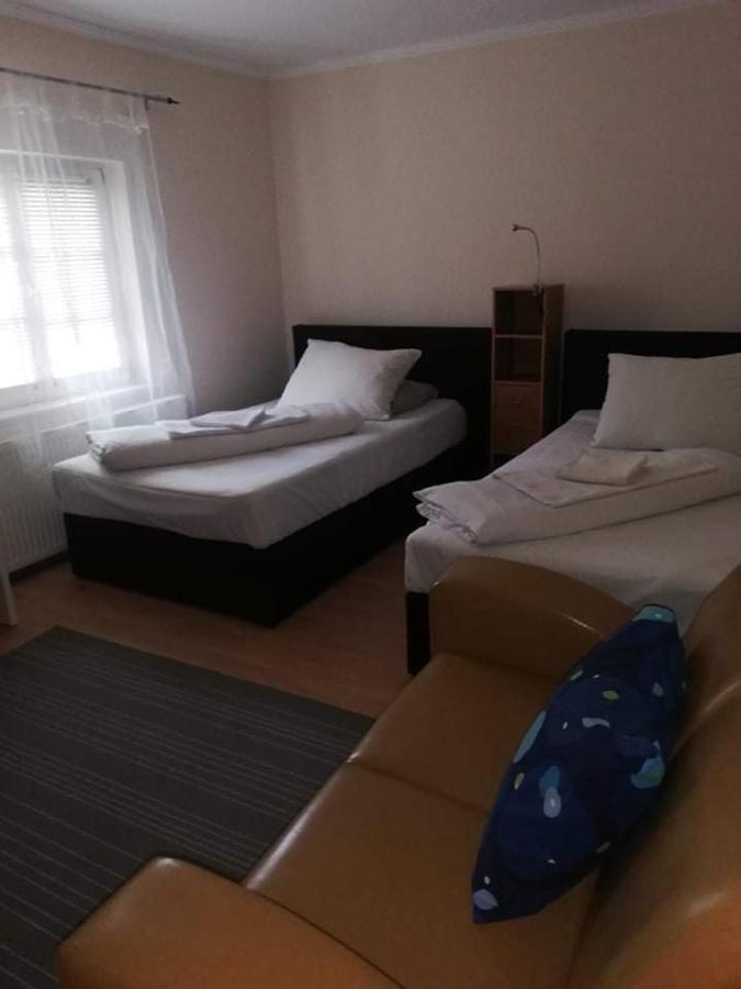 Guest house Twins *